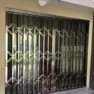 Aluminum alloy left and right sliding windows with anti-theft nets